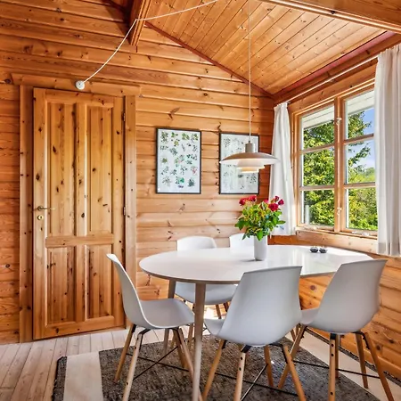 Dom wakacyjny Charming House Near In Beautiful Natural Surroundings *